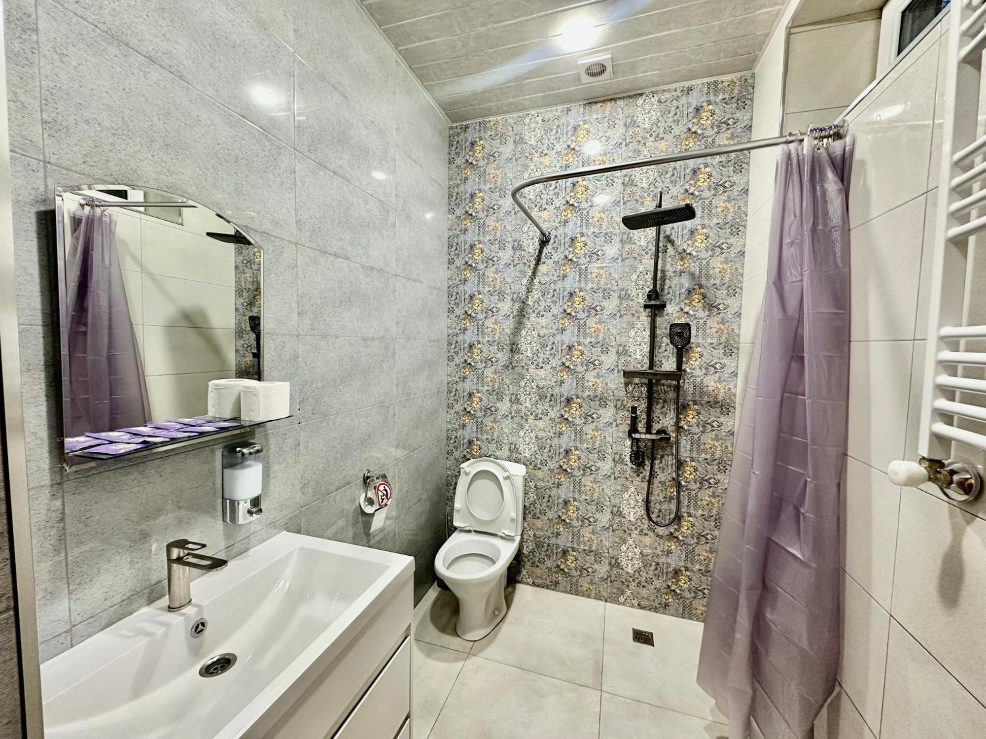 Tadevosyan Guest House Bjni Exterior photo