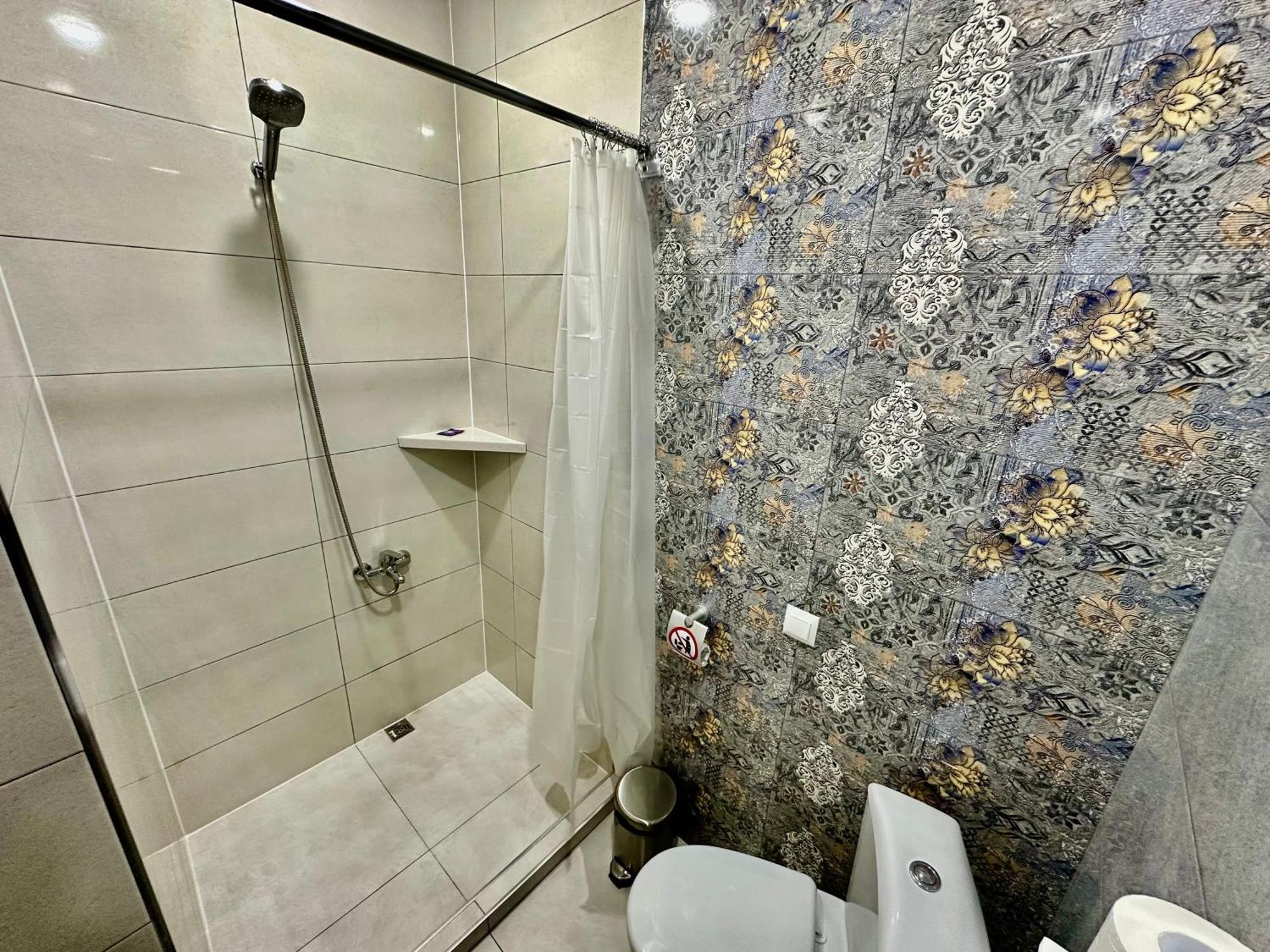Tadevosyan Guest House Bjni Exterior photo